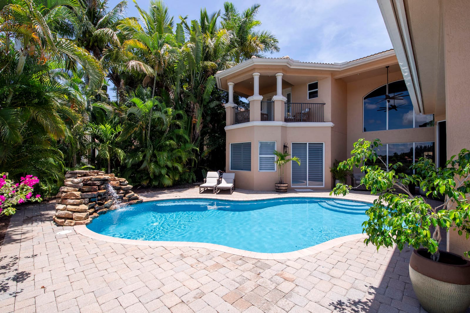 8801 Wellington View Drive — photo 4