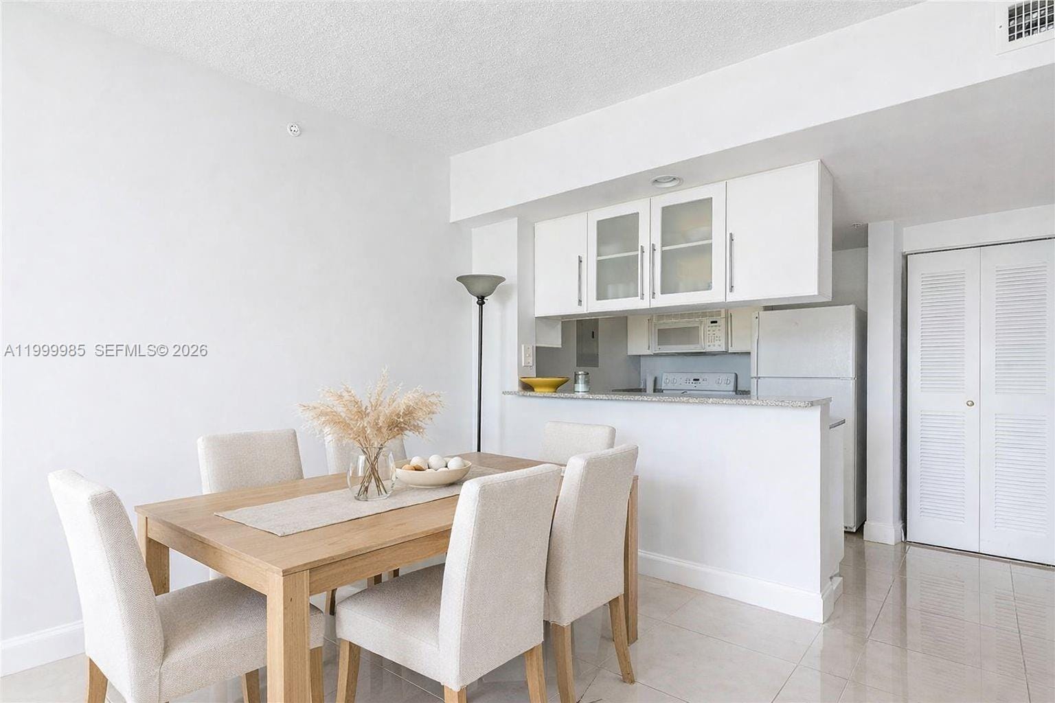 275 NE 18th Street 1103, Miami, FL 33132 photo 2