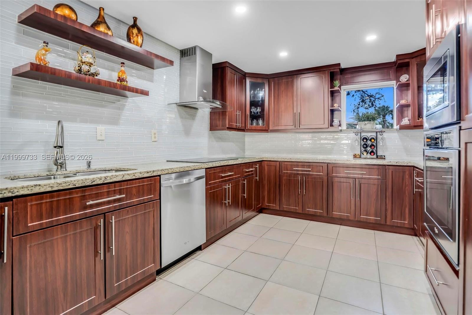 9210 Fontainebleau Boulevard 104 — photo 9