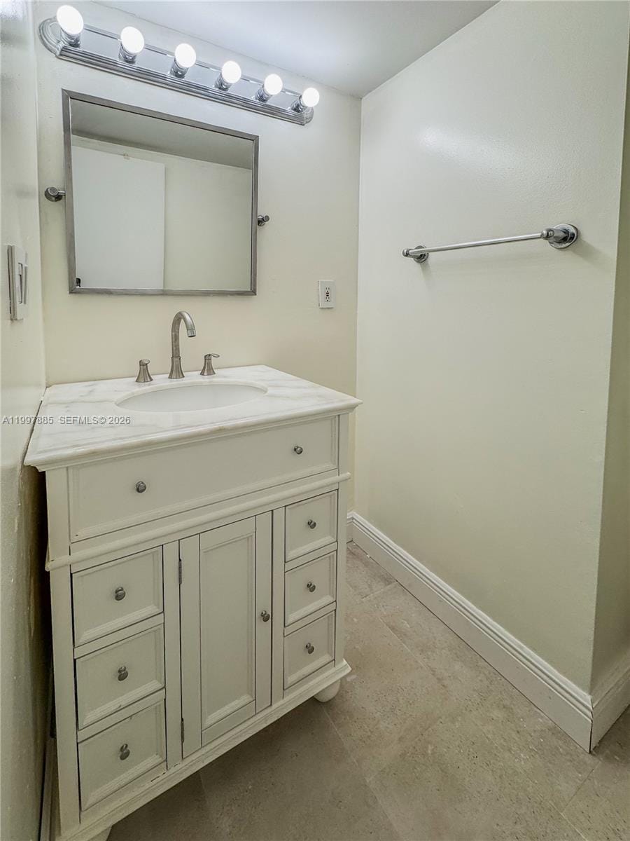 2935 NE 163rd Street 4T, North Miami Beach, FL 33160 photo 5