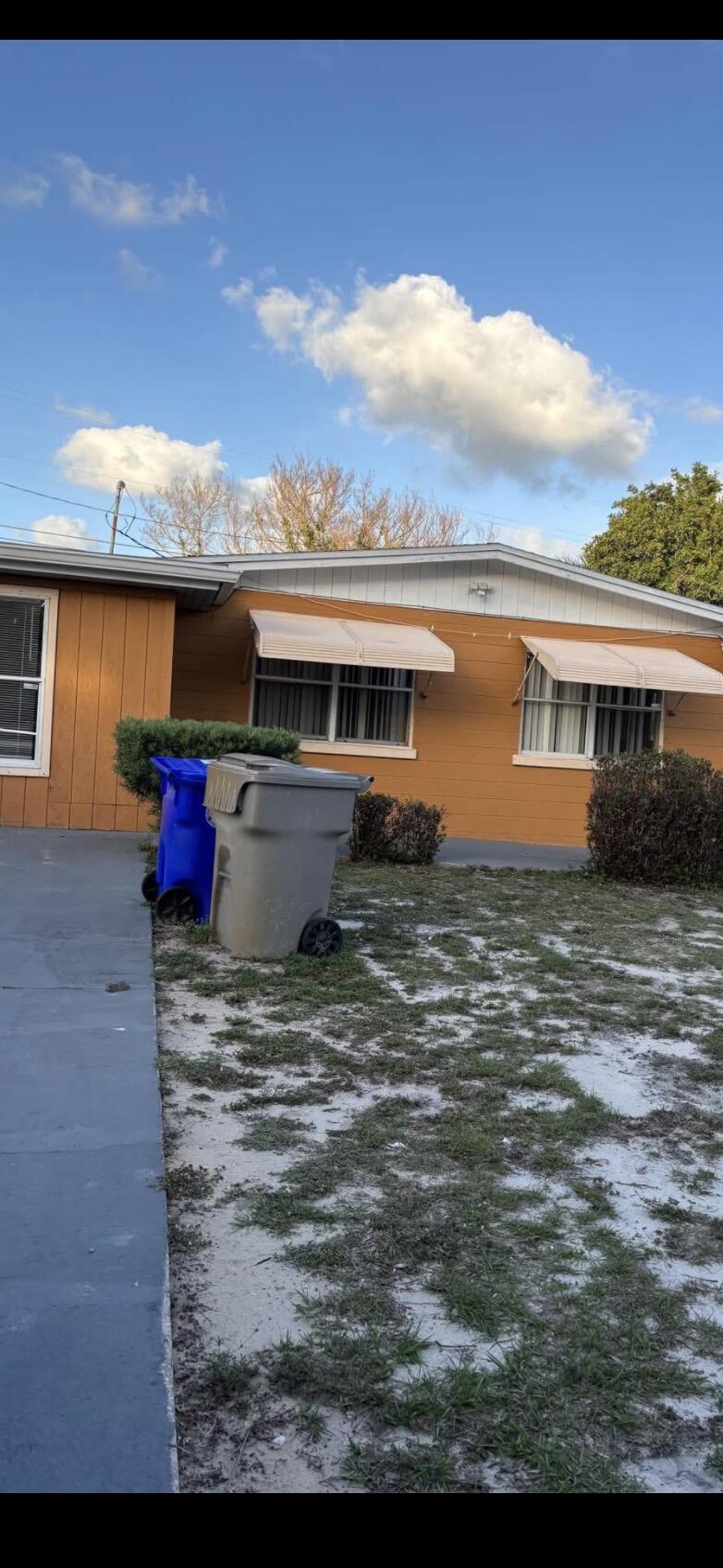 390 SW 7th Rd Road SW, Vero Beach, FL 32962, Vero Beach