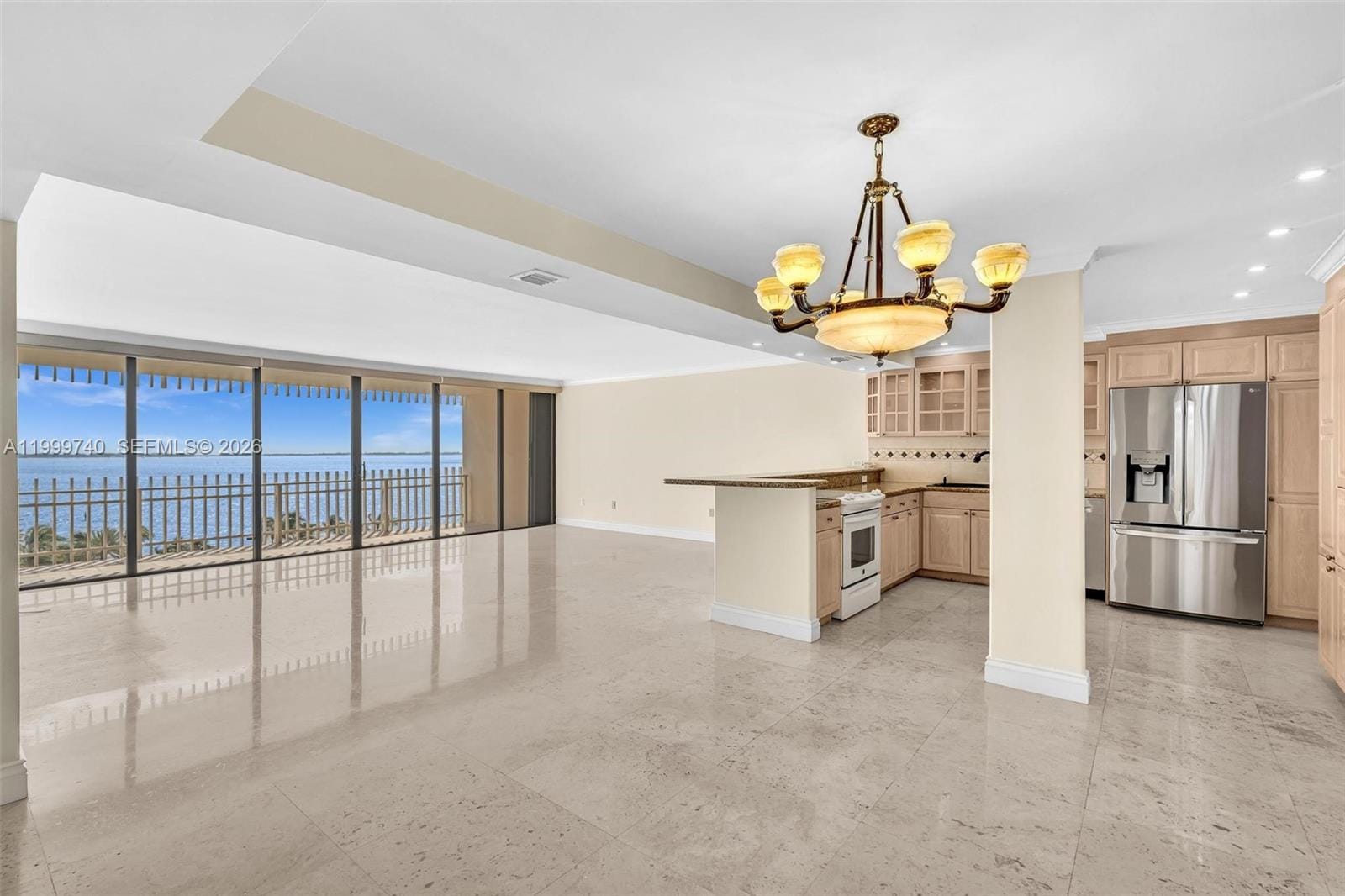 2 Grove Isle Drive B805 — photo 2