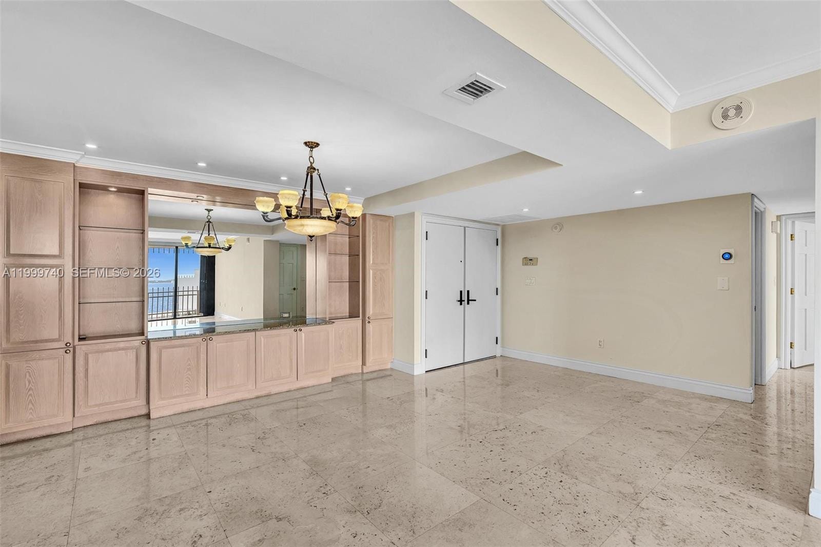 2 Grove Isle Drive B805 — photo 11