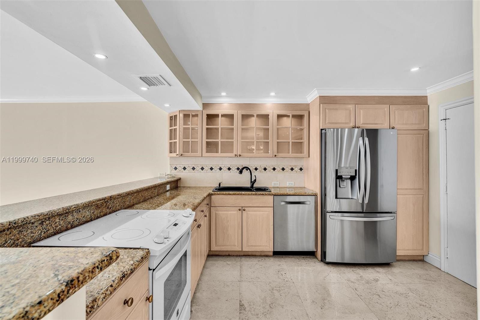 2 Grove Isle Drive B805, Miami, FL 33133 photo 18