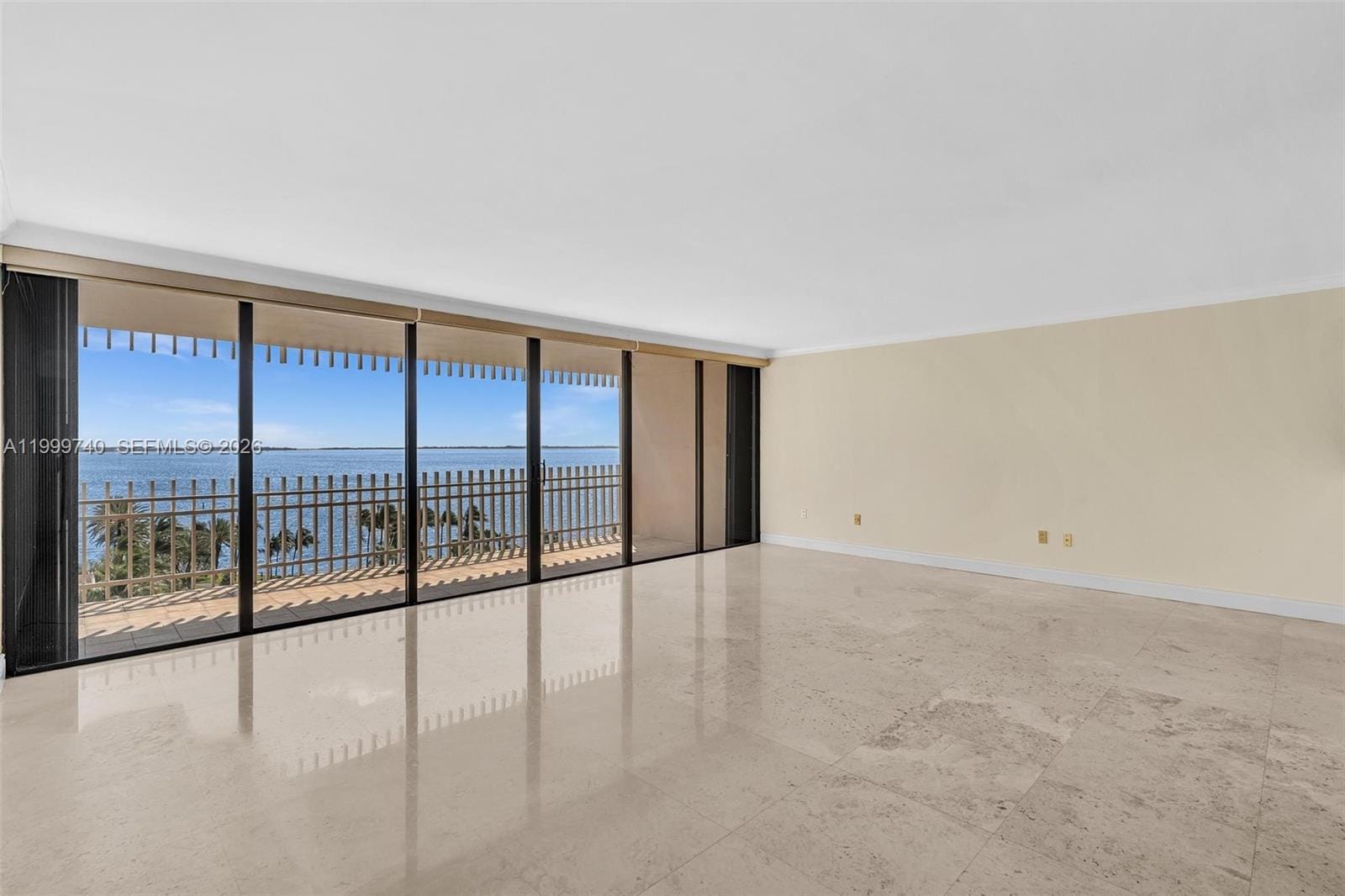 2 Grove Isle Drive B805 — photo 4