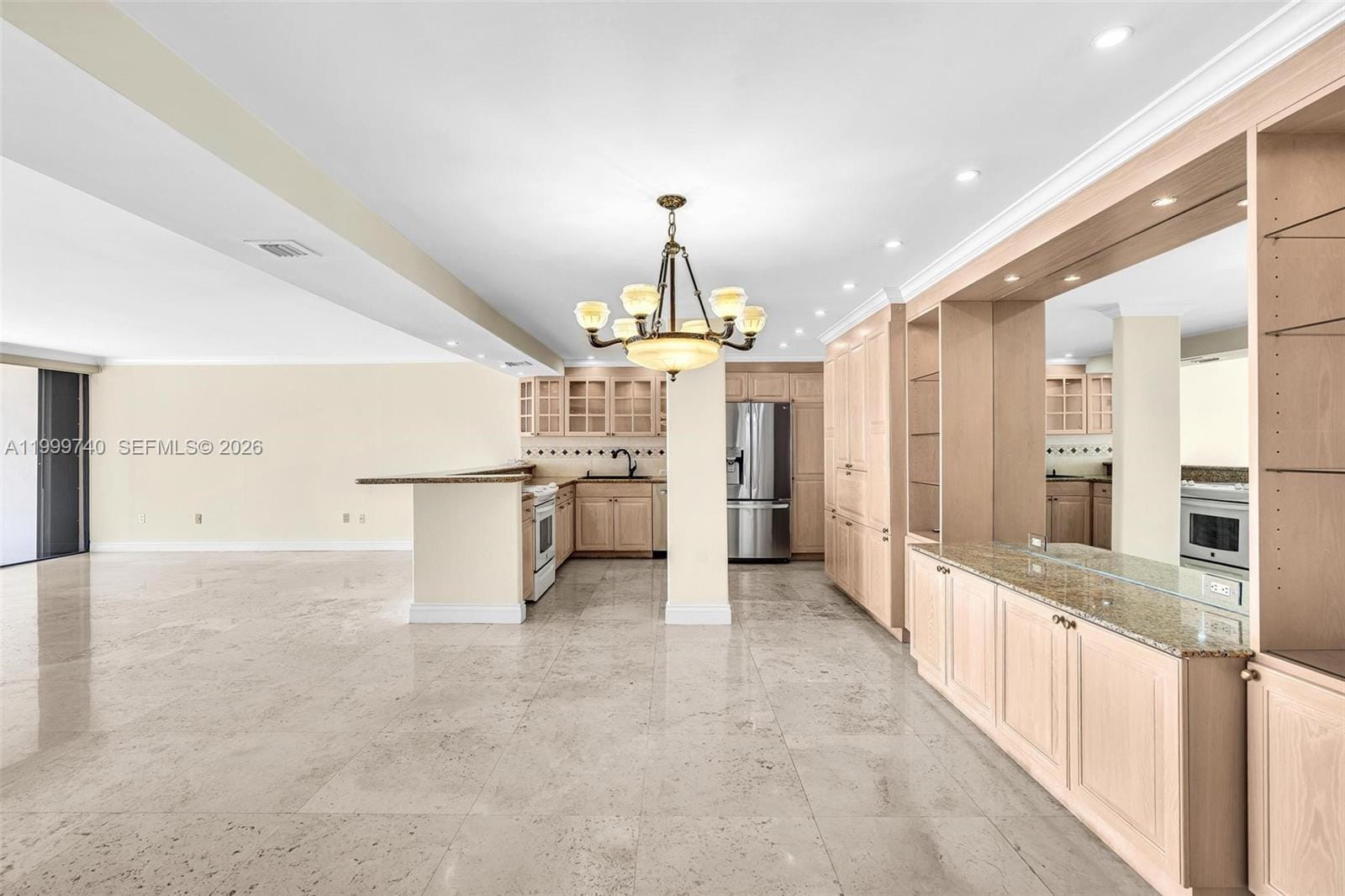 2 Grove Isle Drive B805 — photo 10