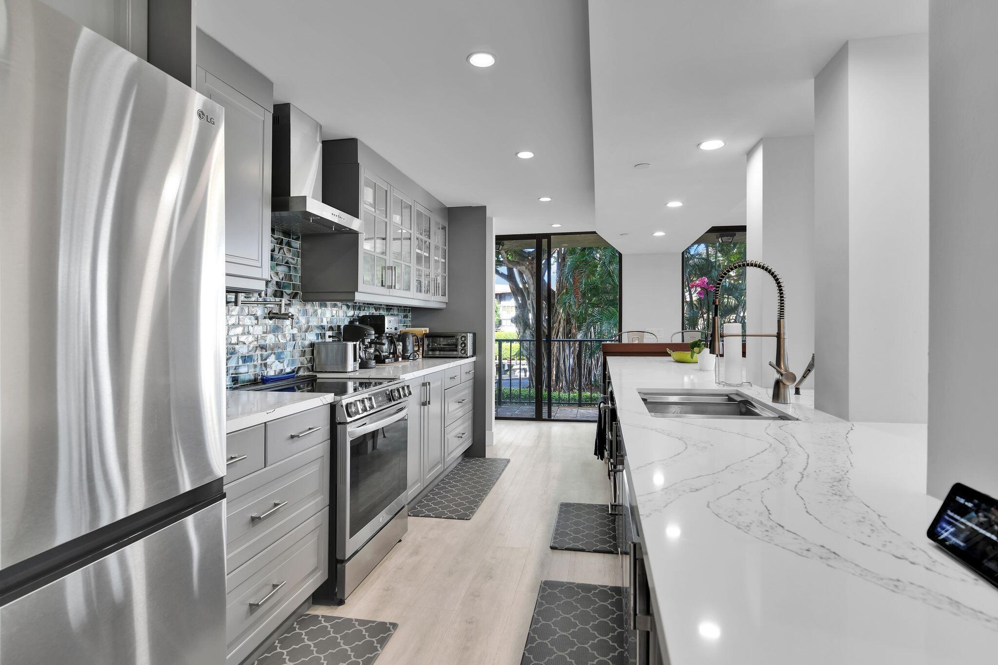 859 Jeffery Street 202, Boca Raton, FL 33487, Boca Raton