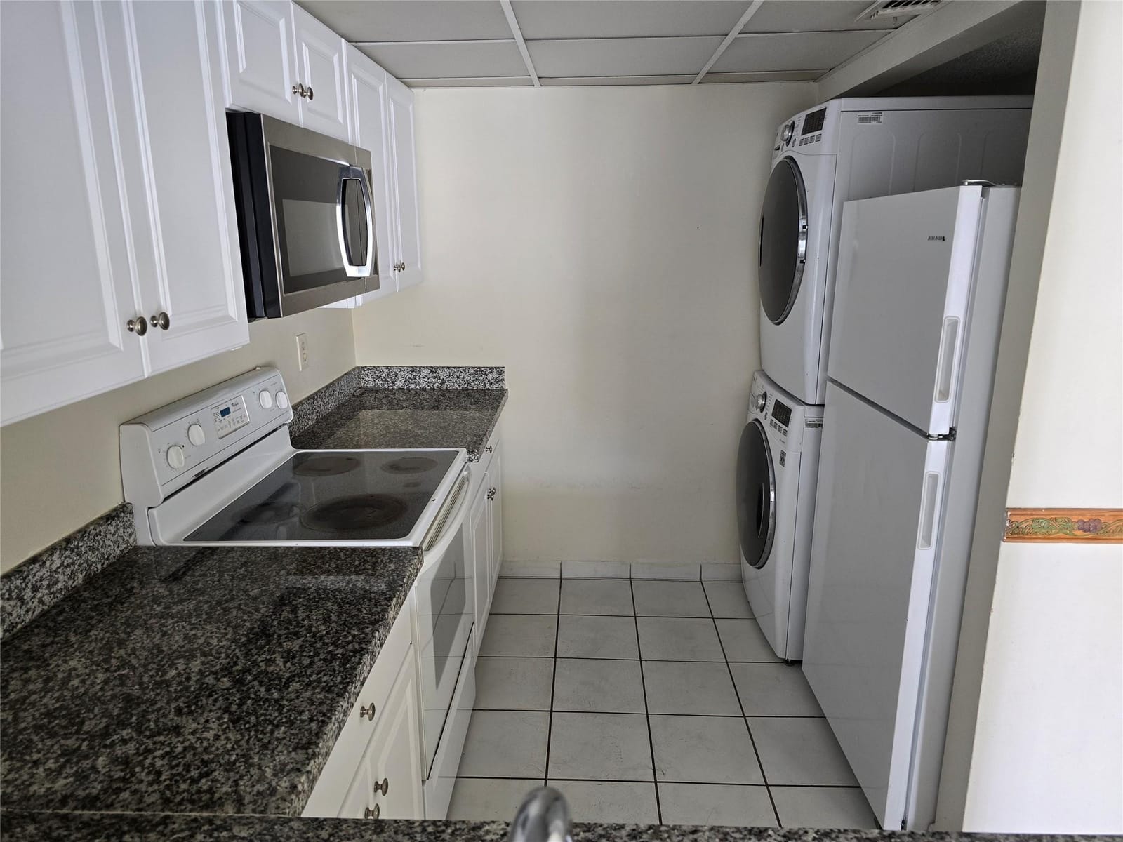10050 Winding Lake Road 103 — photo 3