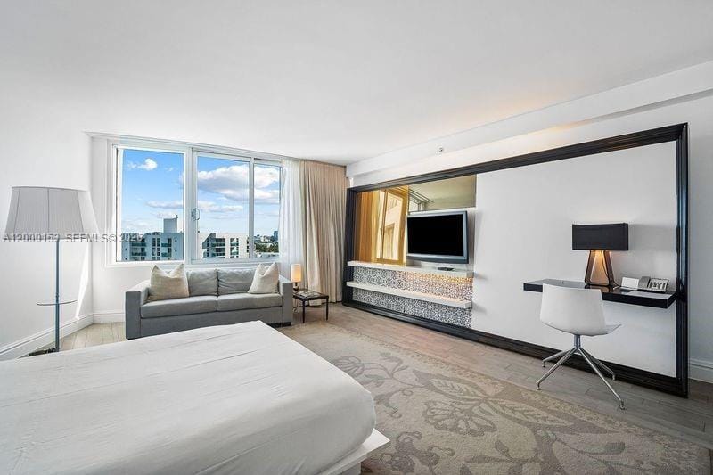 1100 West Avenue 819, Miami Beach, FL 33139 photo 2