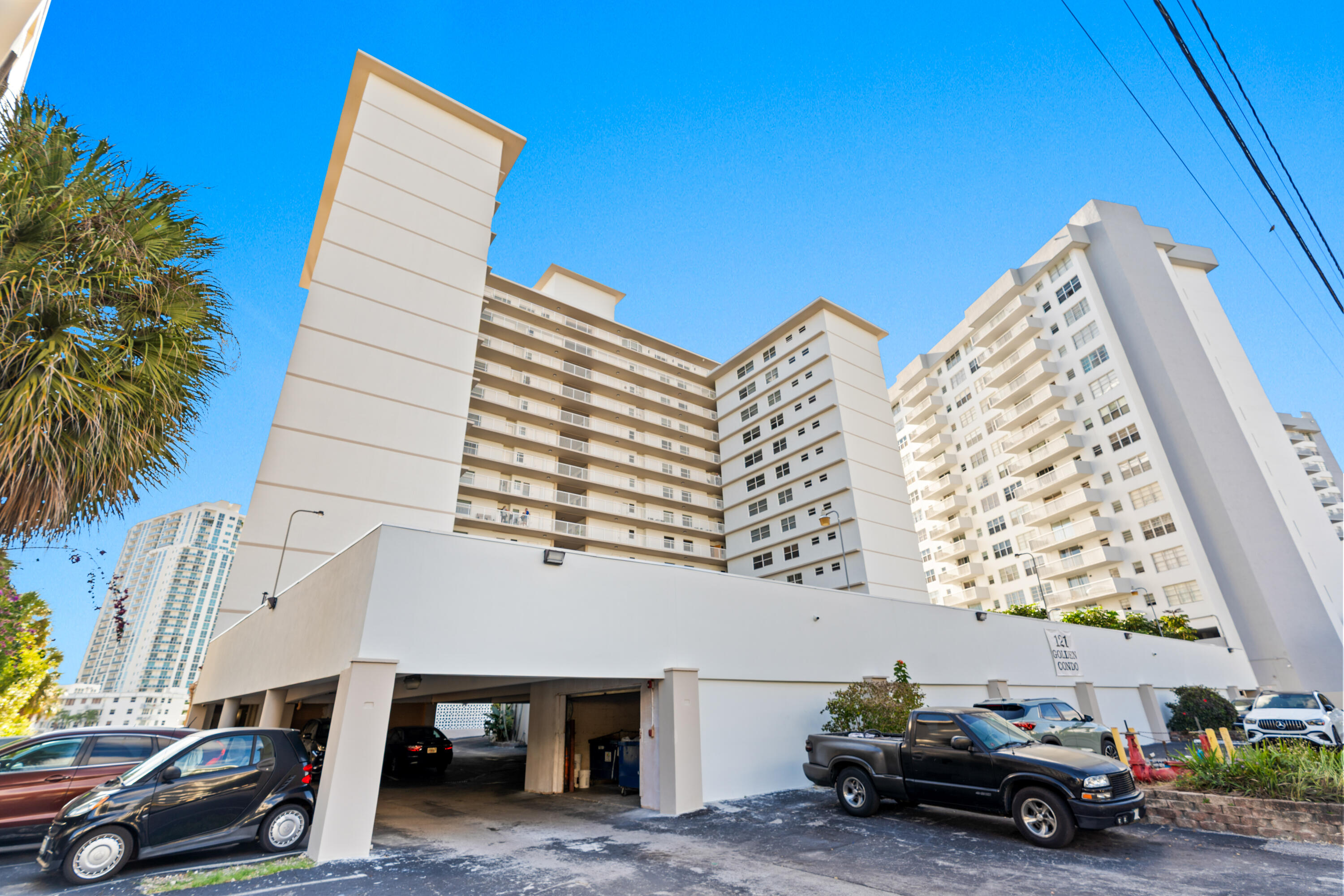 121 Golden Isles Drive Ph1, Hallandale Beach, FL 33009, Hallandale Beach