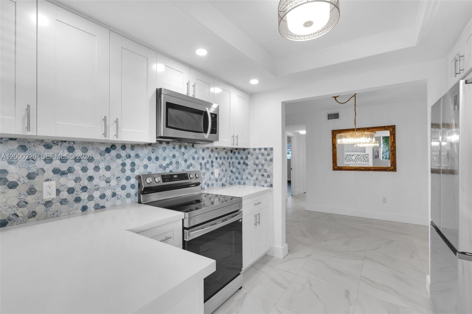 11960 NE 19th Drive 15, North Miami, FL 33181 photo 9
