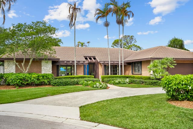 18815 S Golden Hawk Trail, Jupiter, FL 33458