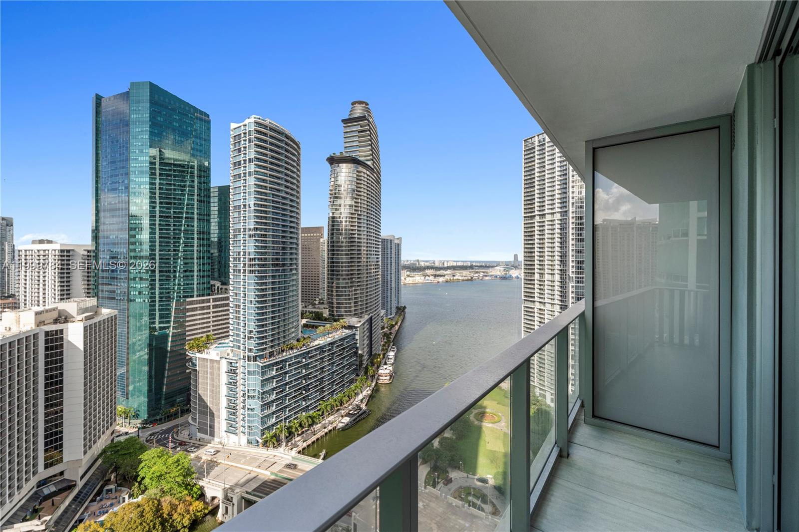 77 SE 5th Street 3304, Miami, FL 33131, Miami
