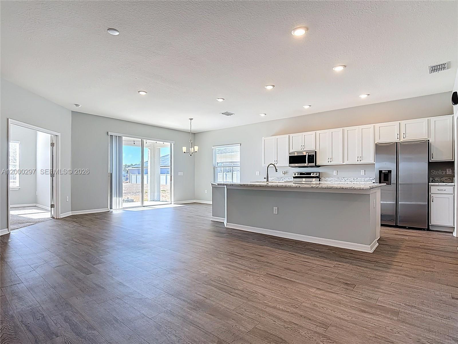 840 Sydney Street — photo 11