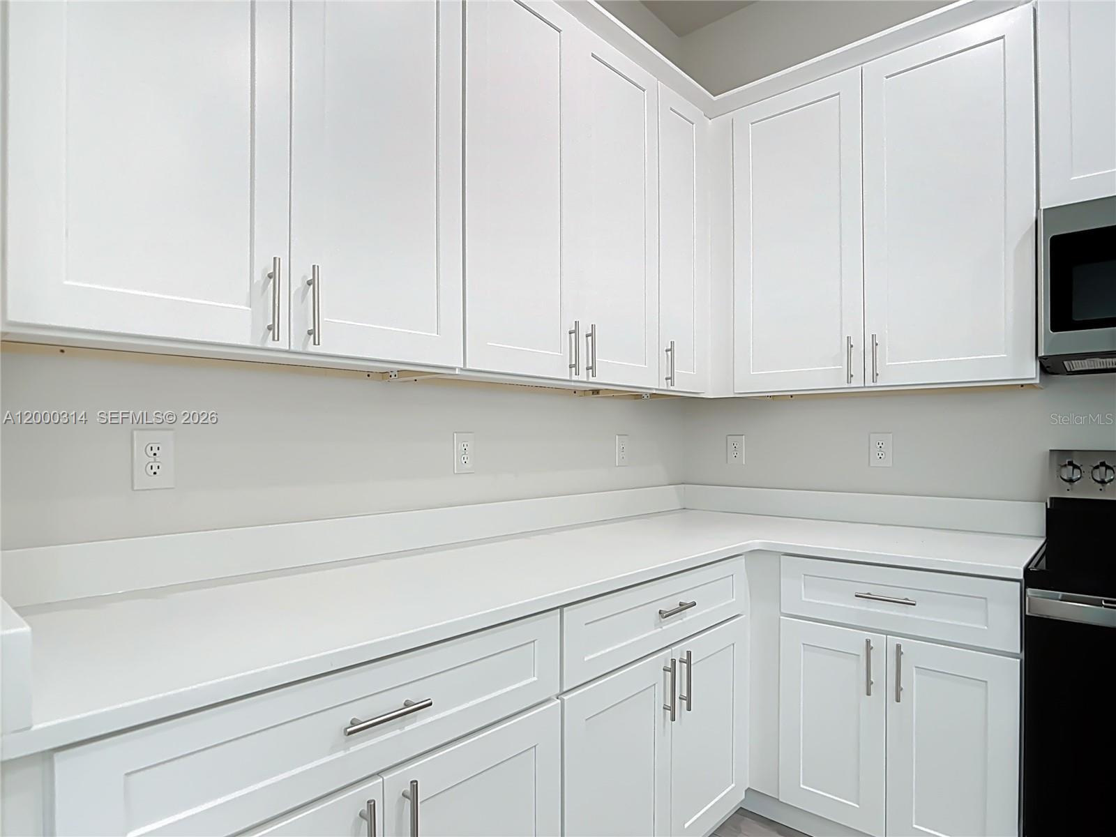 18374 Elgin Avenue — photo 11