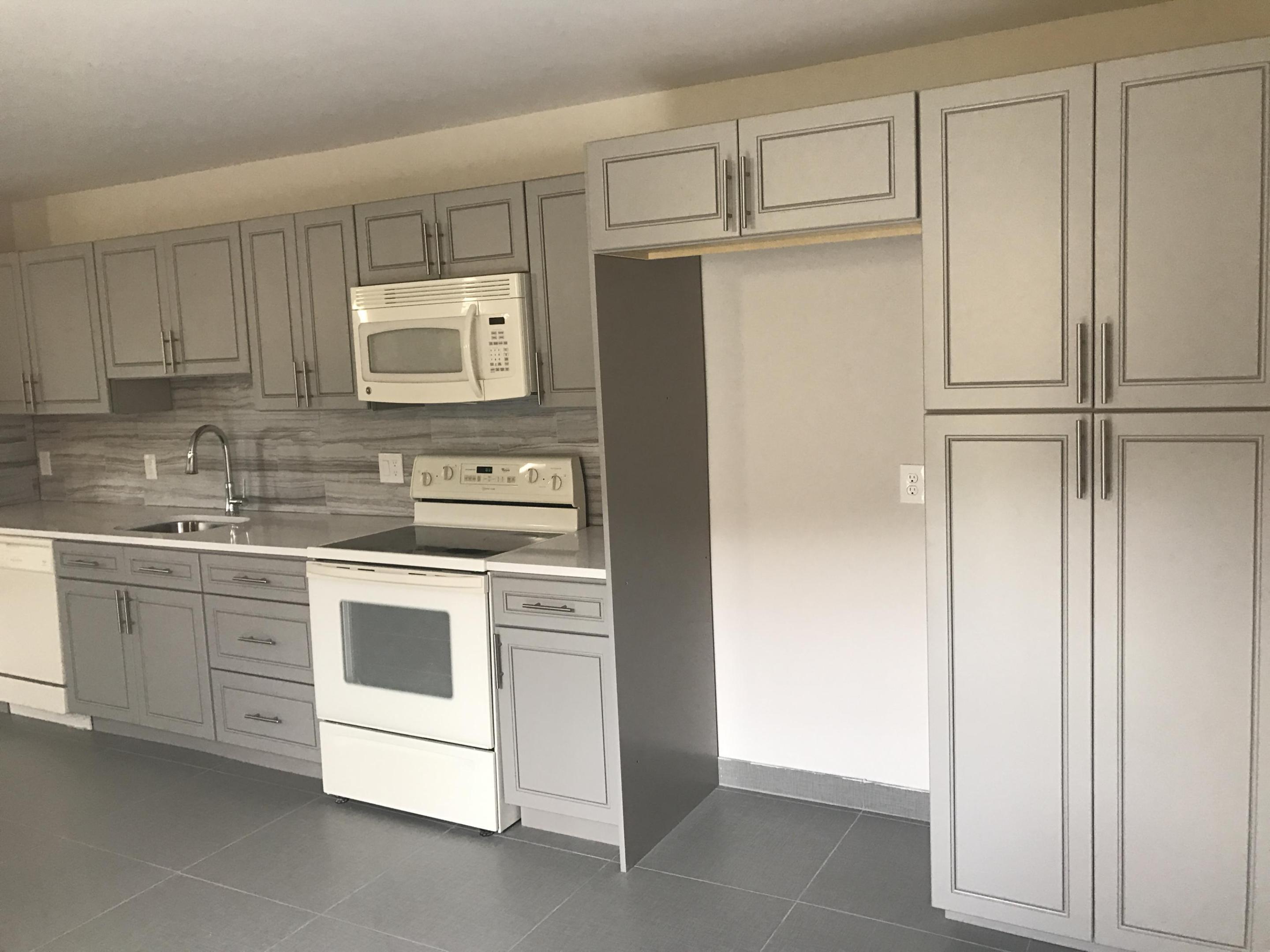 142 SW 8th Avenue Apt D, Delray Beach, FL 33444, Delray Beach