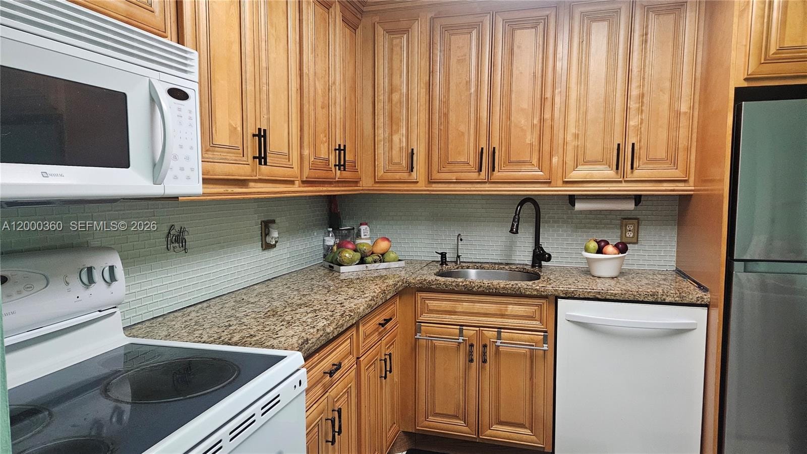 6195 Rock Island Road 103 — photo 9