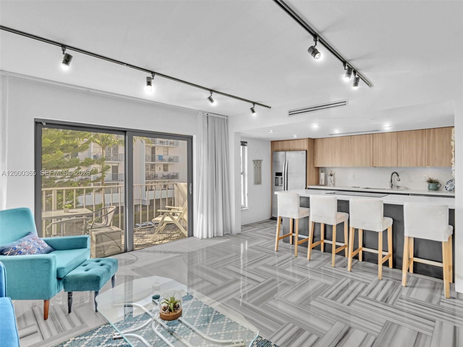 1300 Alton Road 3C, Miami Beach, FL 33139, Miami Beach
