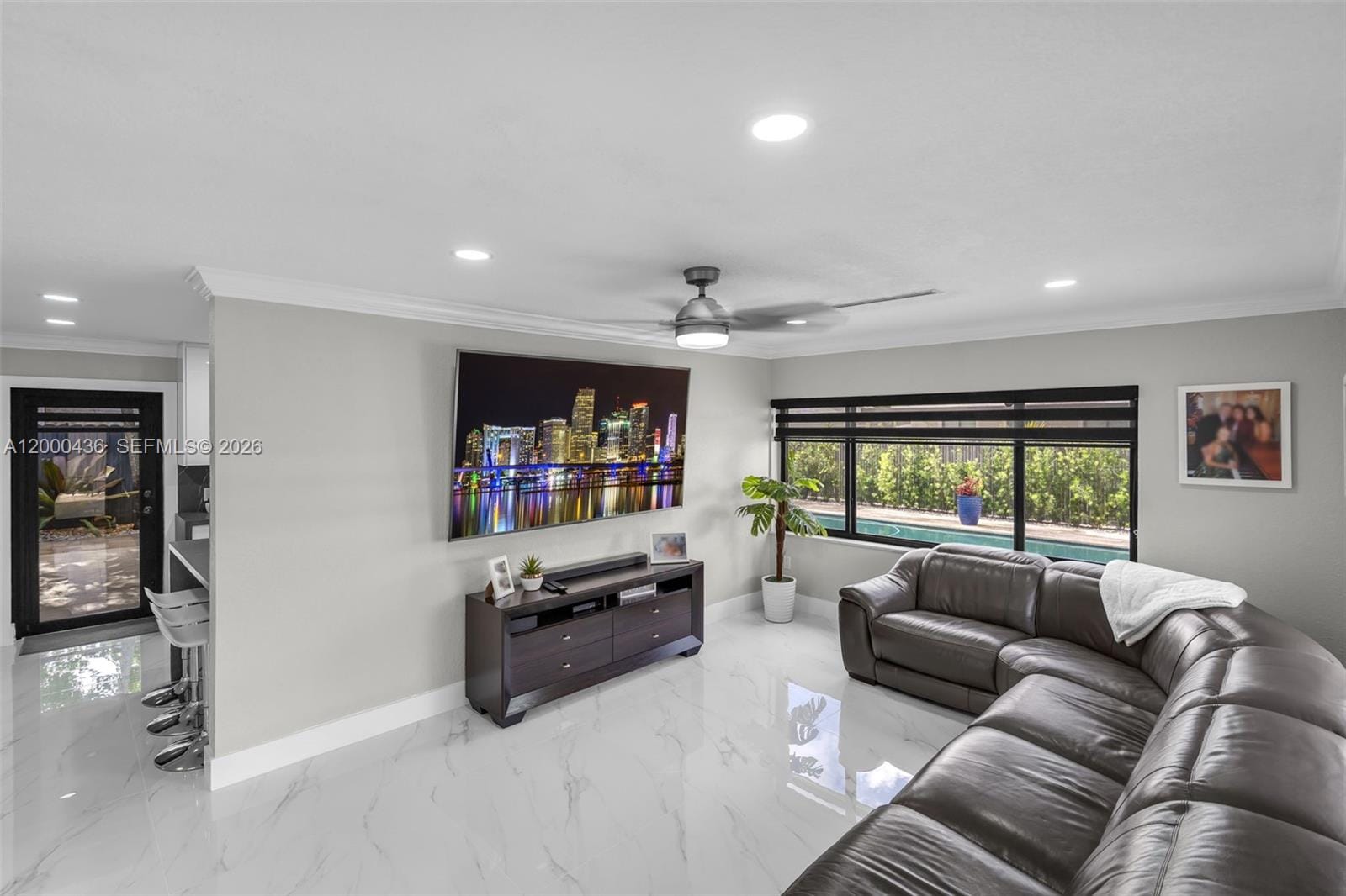 7875 NW 174th Terrace, Hialeah, FL 33015 photo 11