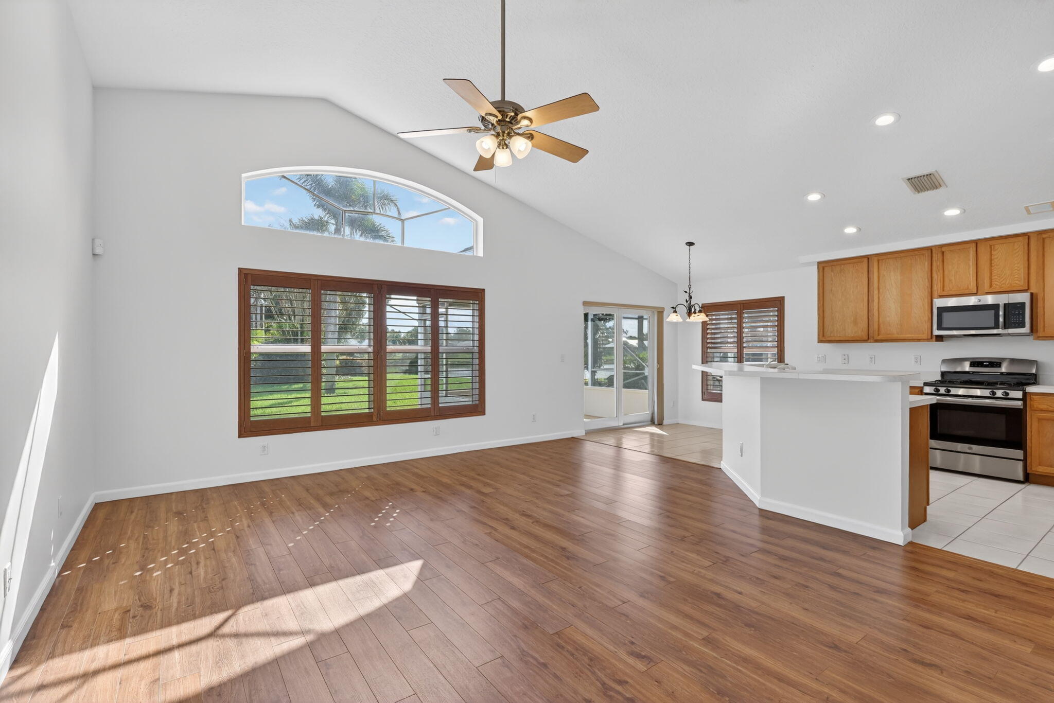 1021 SE Westminster Place, Stuart, FL 34997 photo 3