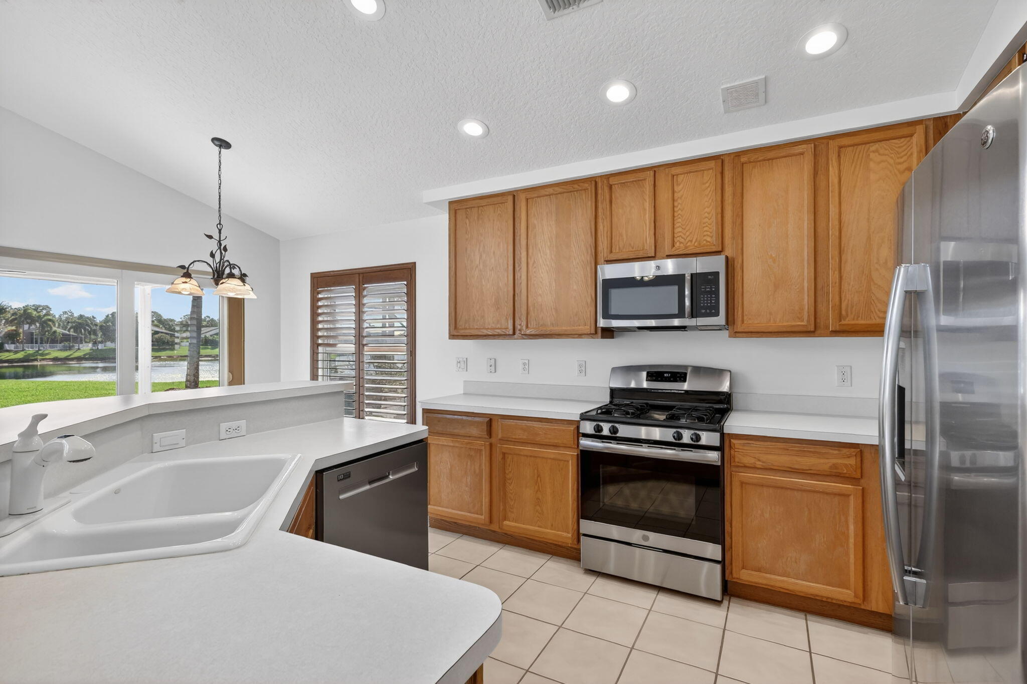 1021 SE Westminster Place, Stuart, FL 34997 photo 4