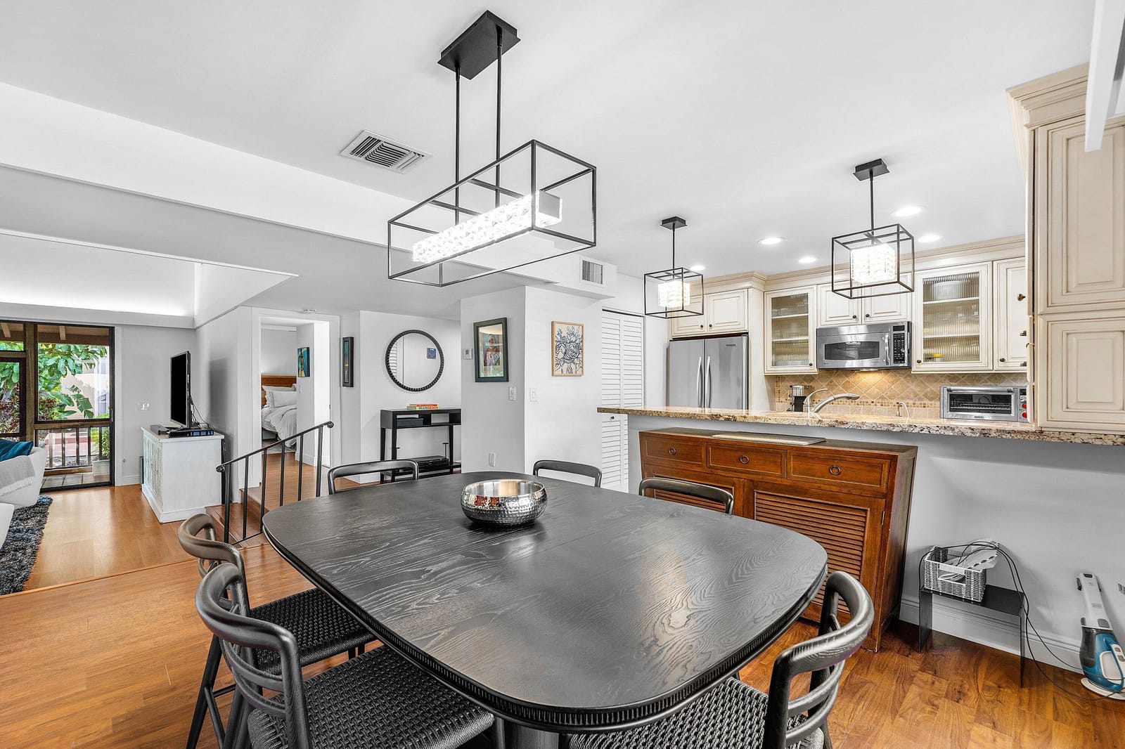 7077 Rain Forest Drive — photo 11