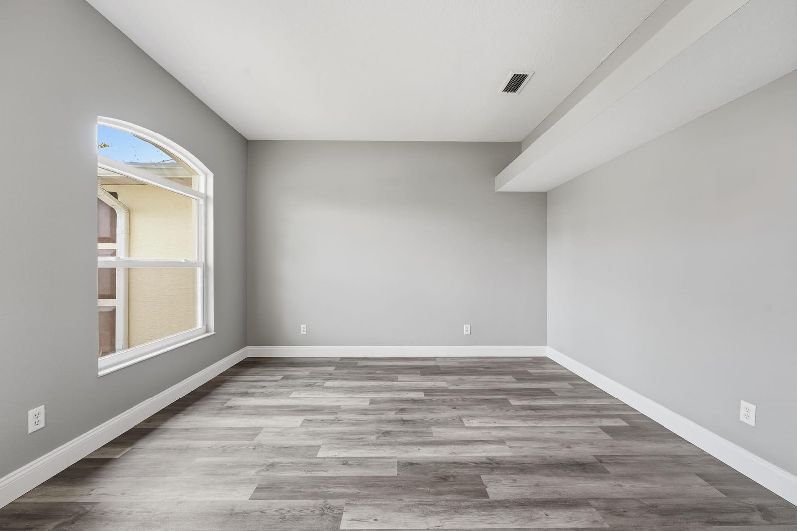 1685 SW Starman Avenue — photo 4