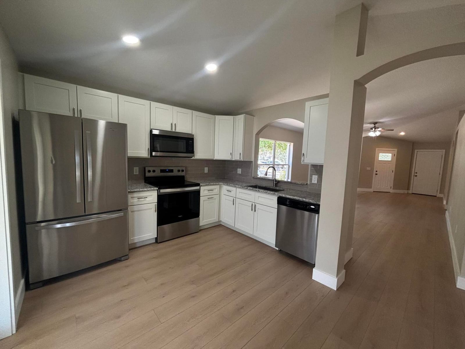 1001 Harvest Moon Drive — photo 2