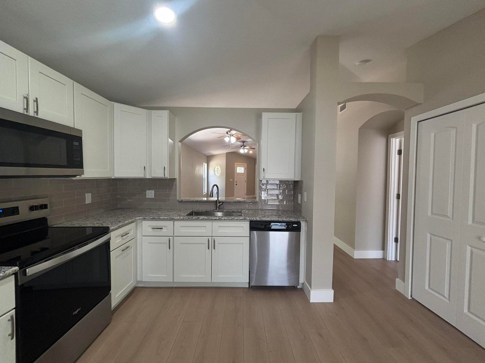 1001 Harvest Moon Drive — photo 3