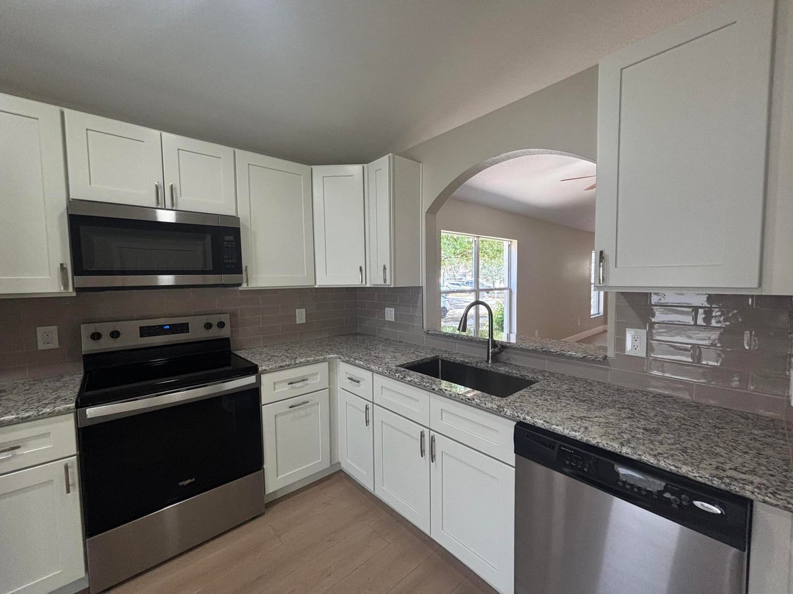 1001 Harvest Moon Drive — photo 4