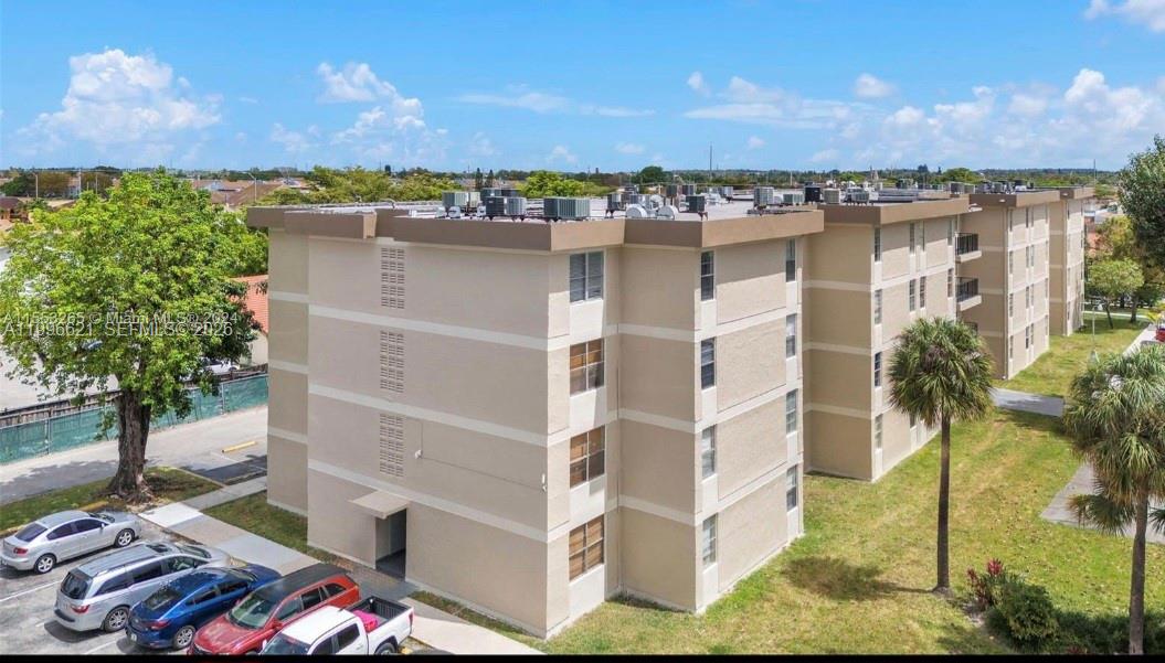 1805 W 56th Street 209, Hialeah, FL 33012, Hialeah