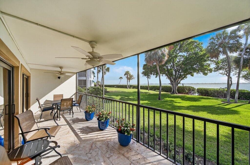 218 NE Edgewater Drive 218, Hutchinson Island, FL 34996 photo 13