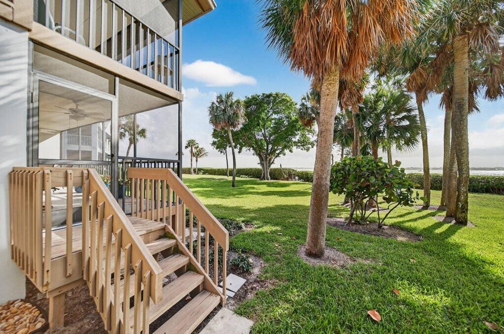 218 NE Edgewater Drive 218, Hutchinson Island, FL 34996 photo 15