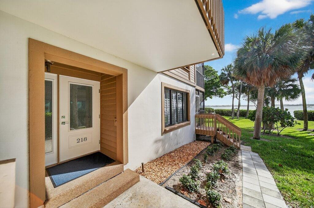 218 NE Edgewater Drive 218, Hutchinson Island, FL 34996 photo 20