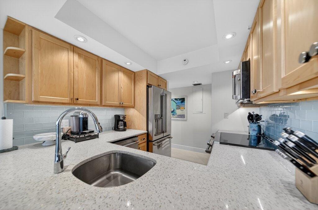 218 NE Edgewater Drive 218, Hutchinson Island, FL 34996 photo 25
