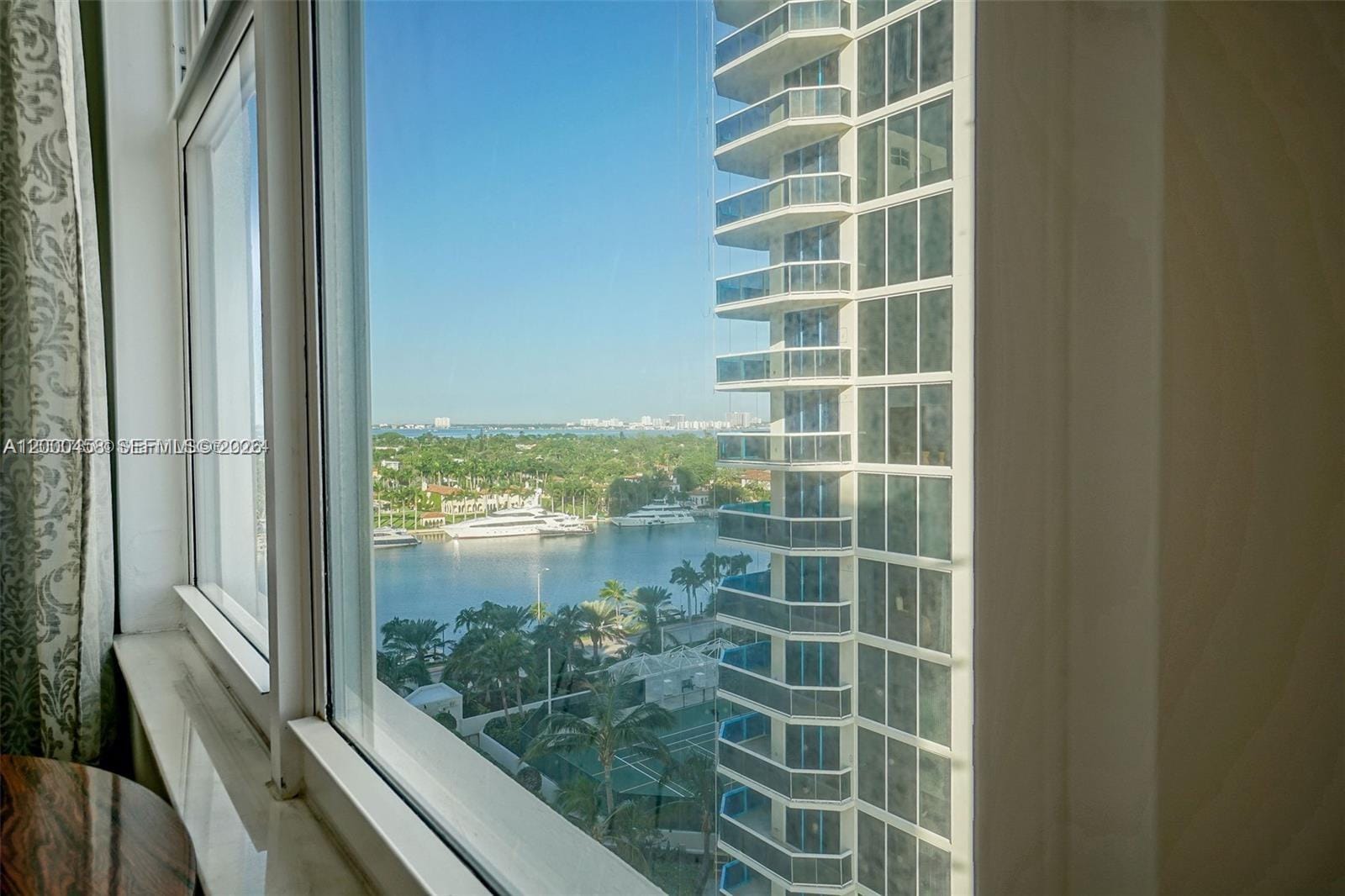 4747 Collins Avenue 1108, Miami Beach, FL 33140 photo 2