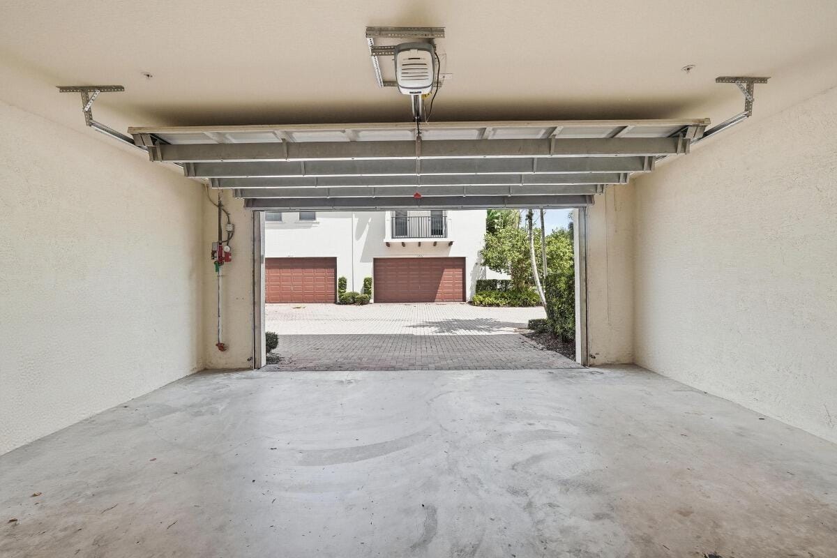 4501 Mimosa Terrace 1406 — photo 11