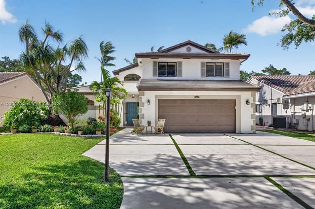 15620 Gauntlet Hall Manor, sold in Waverly Hundred, Davie, FL