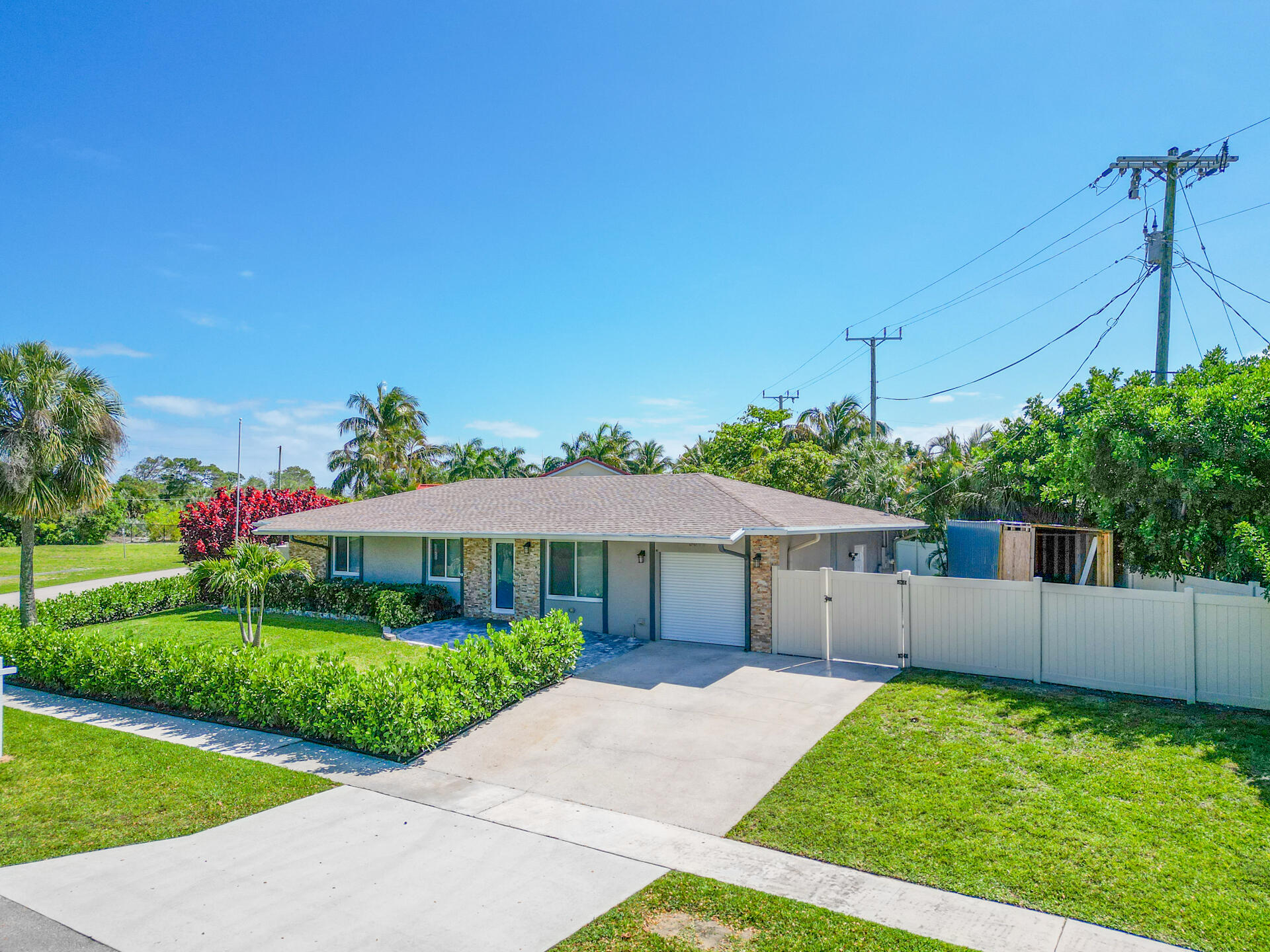 8099 Santa Fe Trail, Boca Raton, FL 33487 photo 13