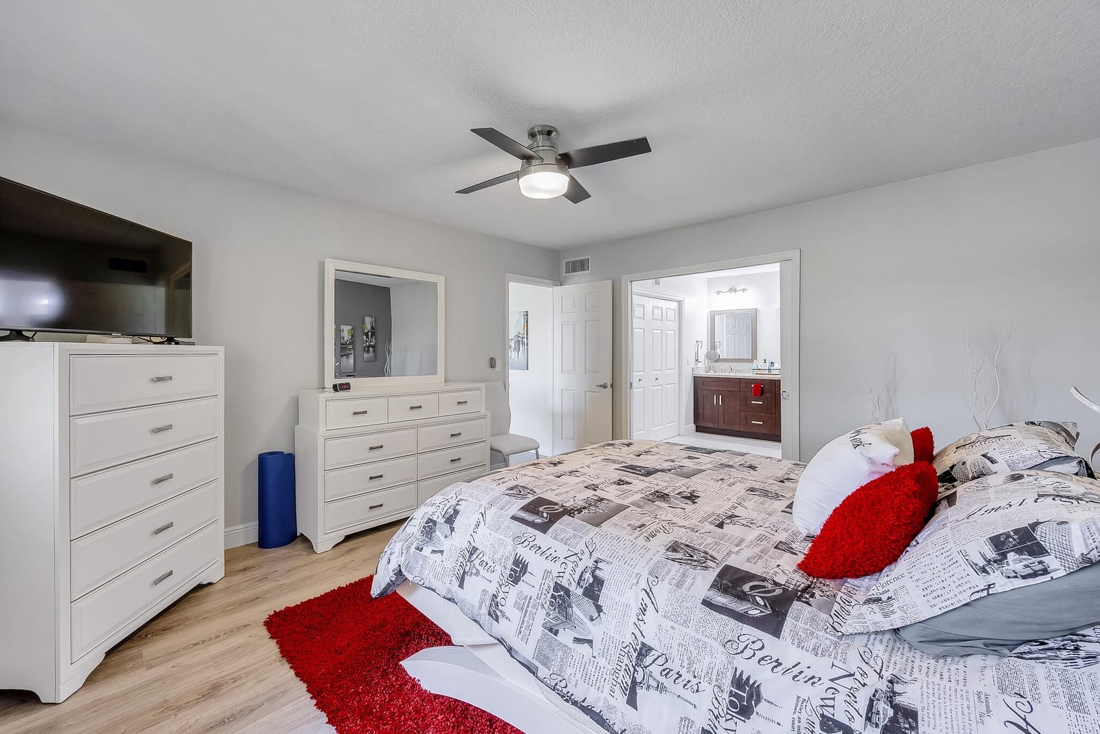 11291 Aspen Glen Drive 202, Boynton Beach, FL 33437 photo 14