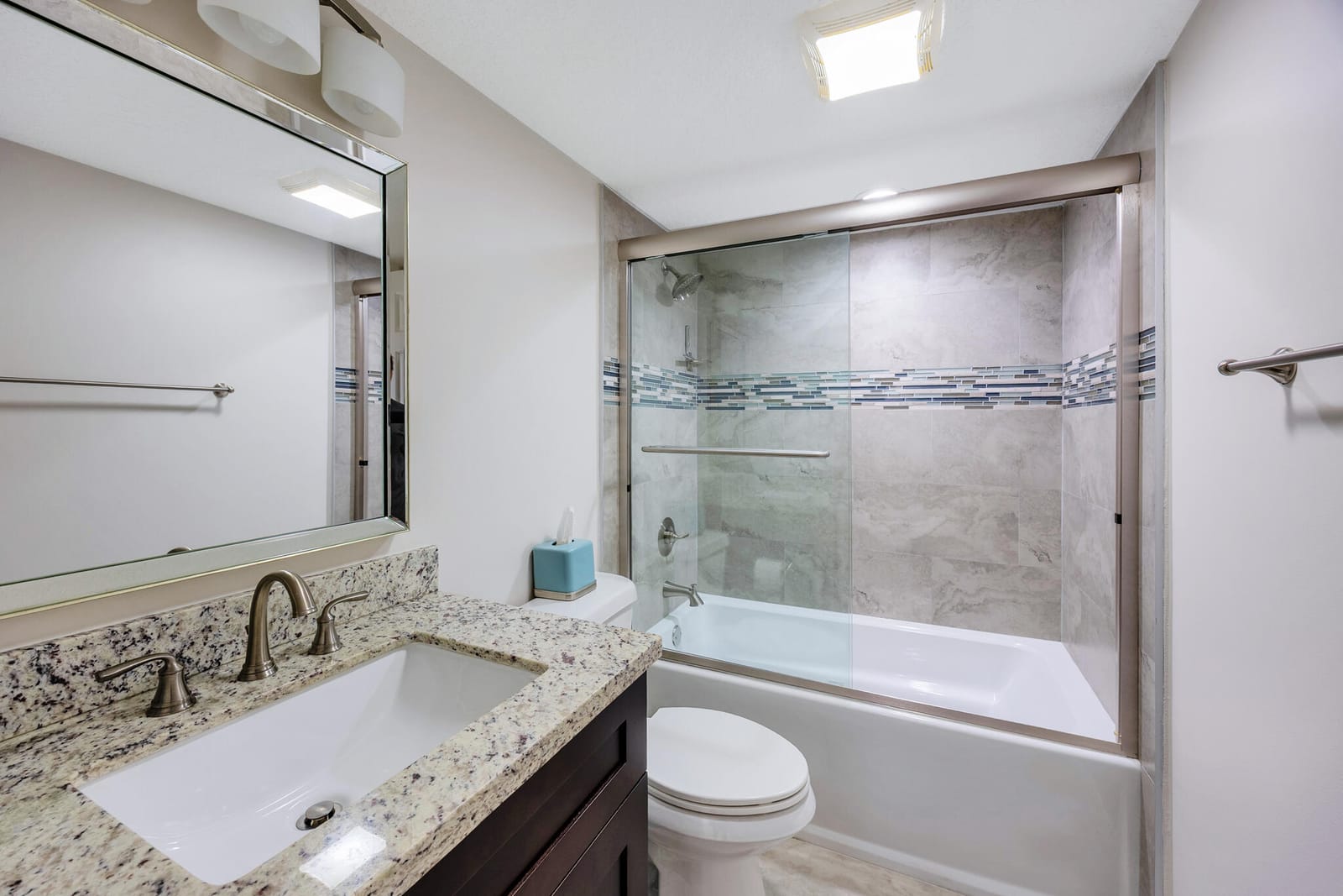 11291 Aspen Glen Drive 202, Boynton Beach, FL 33437 photo 19
