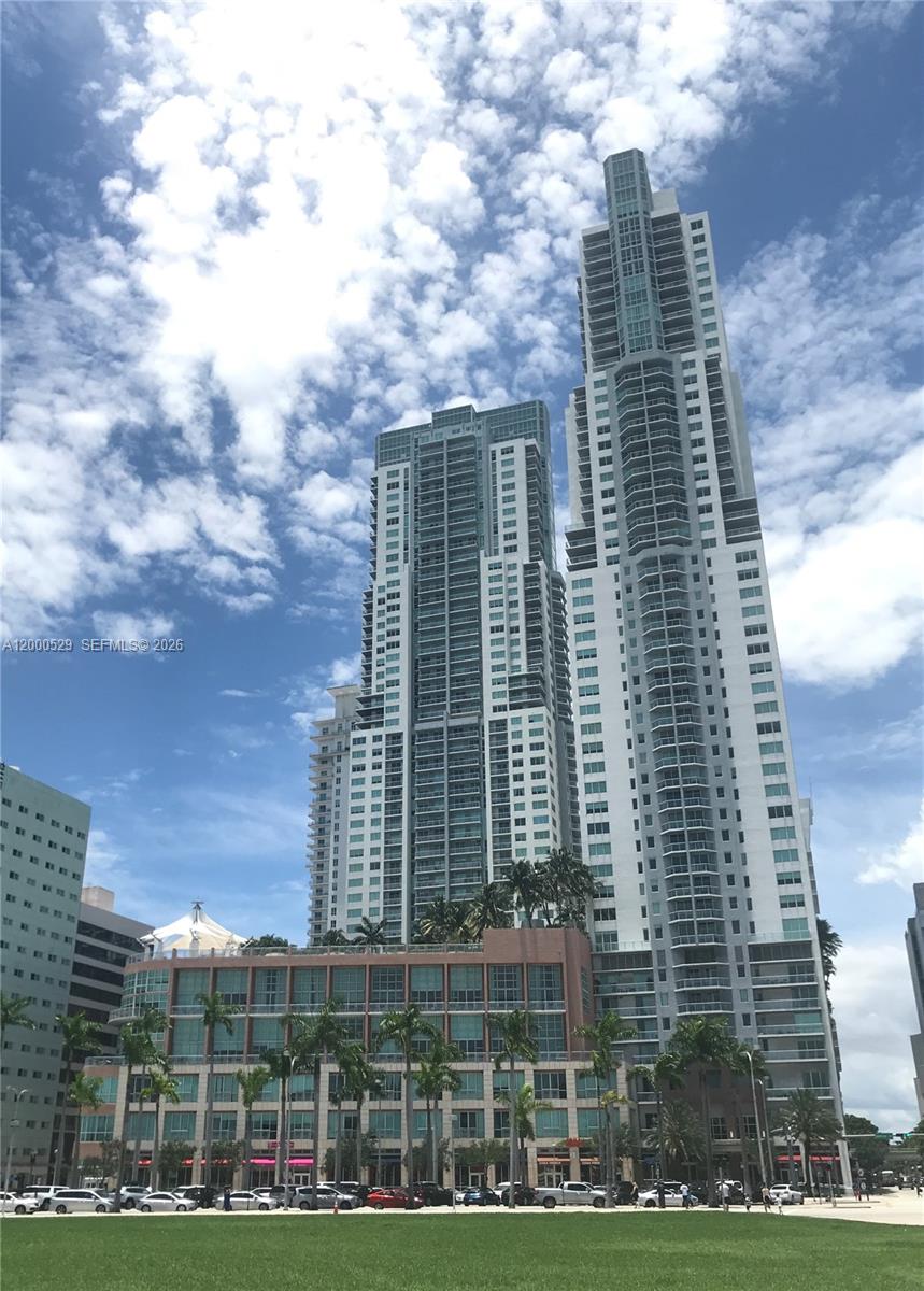 244 Biscayne Boulevard 2907, Miami, FL 33132, Miami