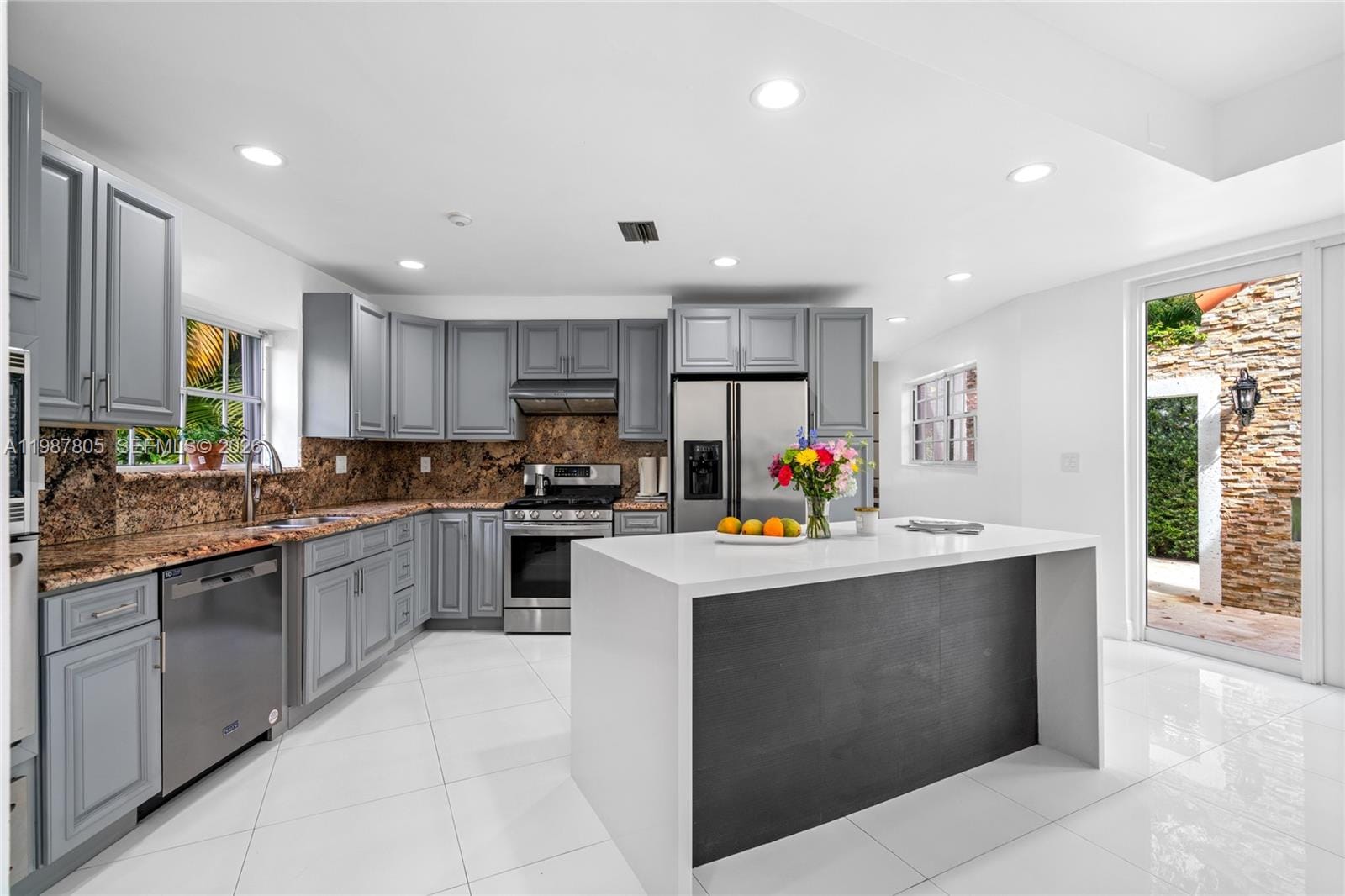 1900 Pizarro Street, Coral Gables, FL 33134 photo 10