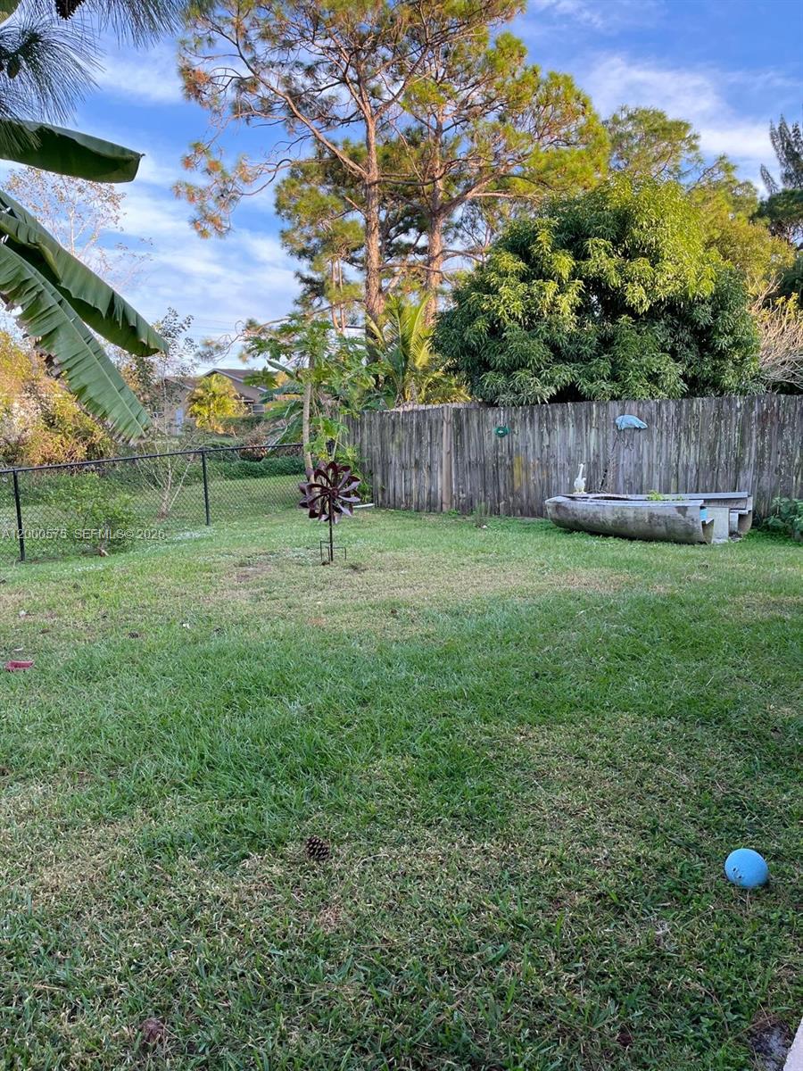 1637 SW Taurus Lane — photo 11