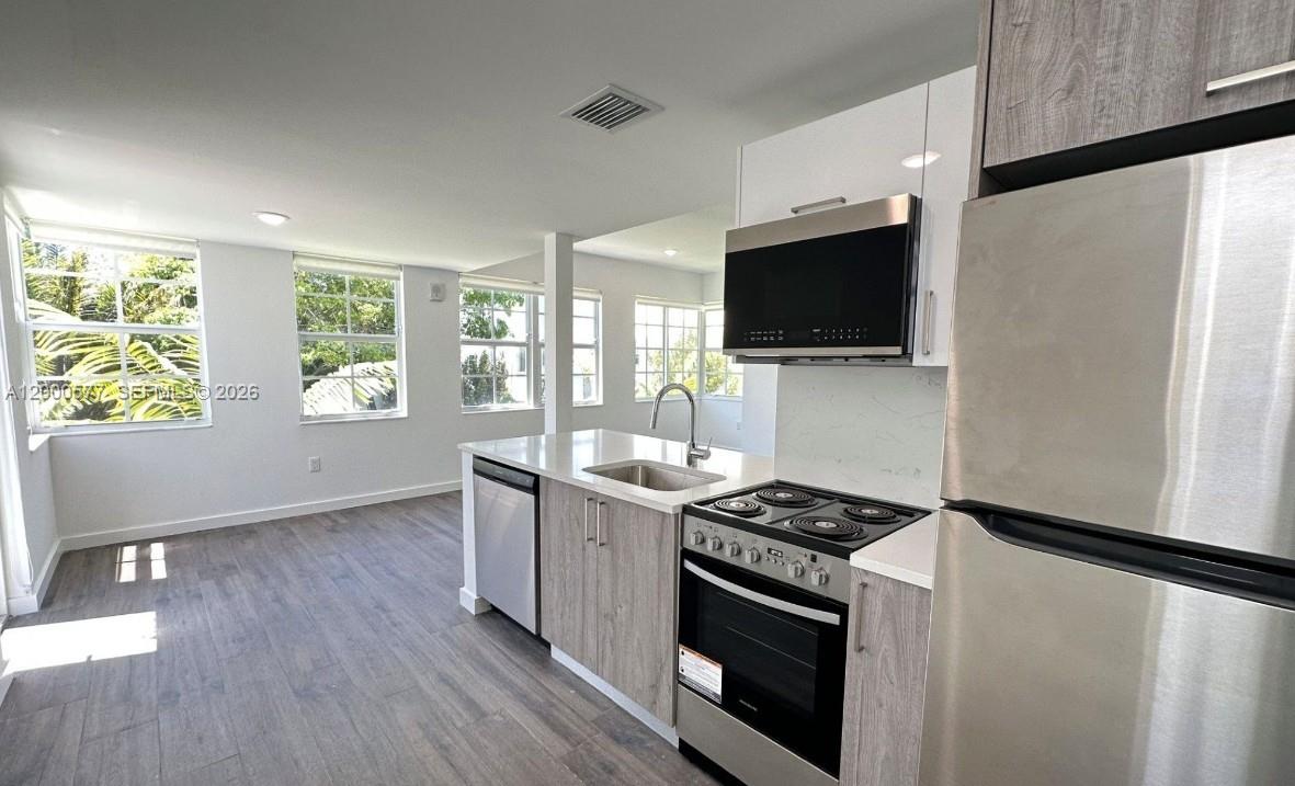 1570 Euclid Avenue 06, Miami Beach, FL 33139, Miami Beach