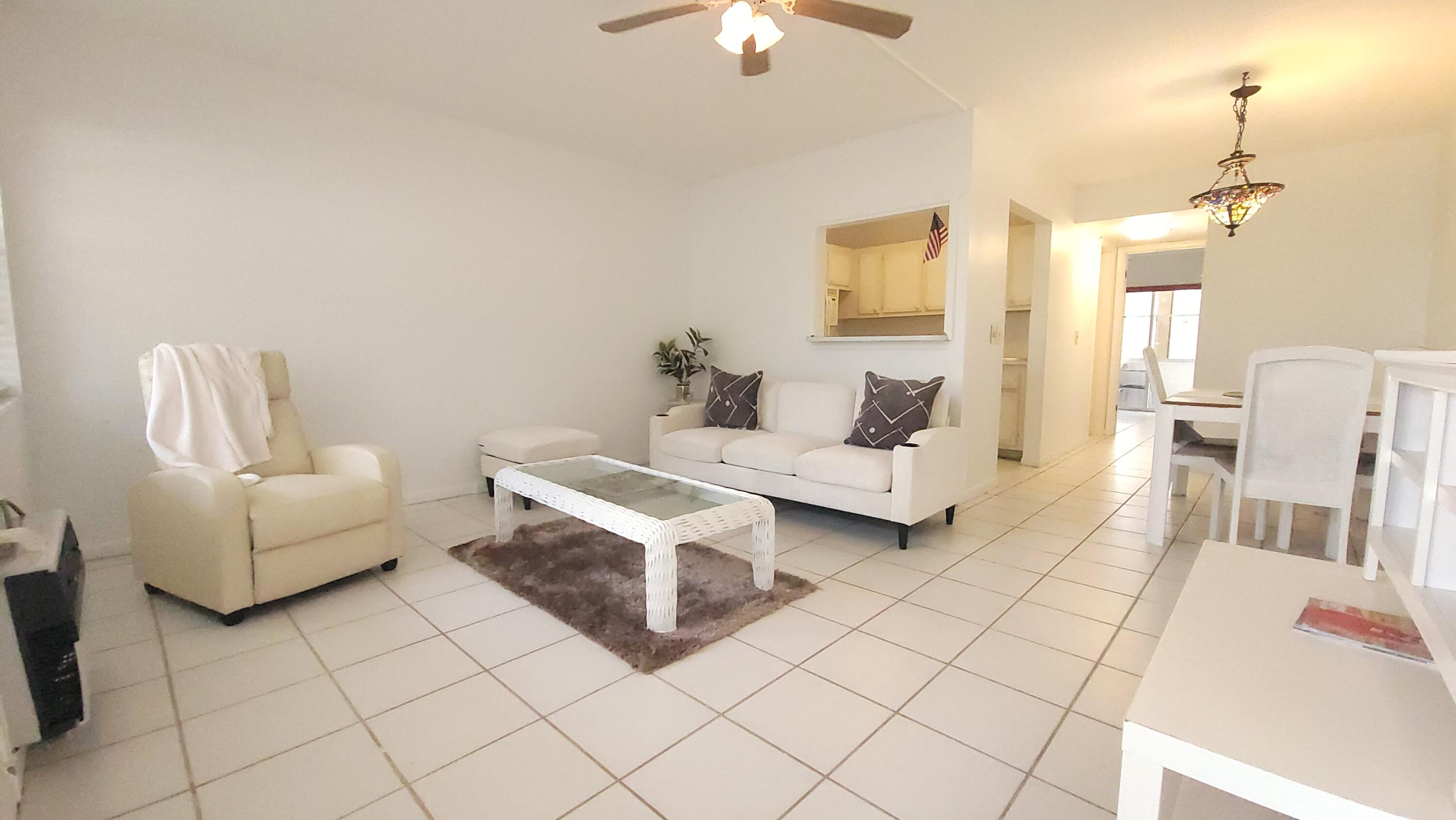 319 Chatham P, West Palm Beach, FL 33417, West Palm Beach