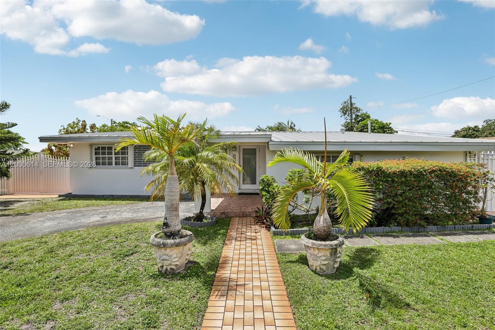 1900 SW 87th Court, Miami, FL 33165 photo 1