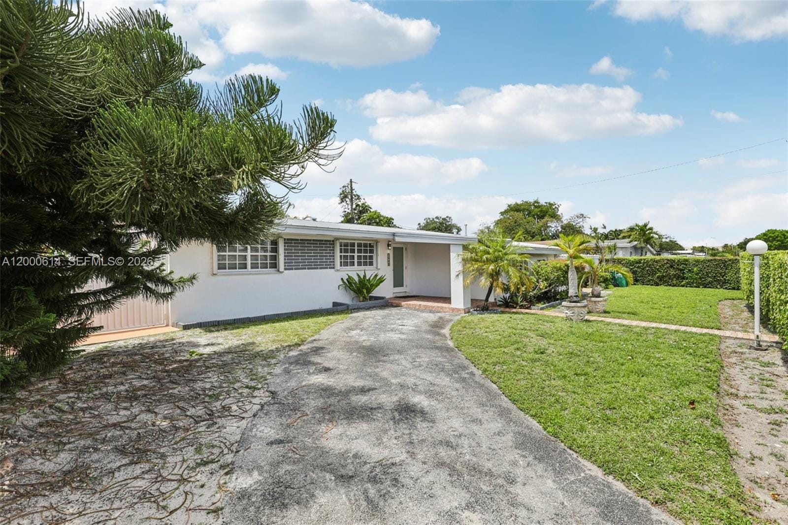 1900 SW 87th Court, Miami, FL 33165 photo 2