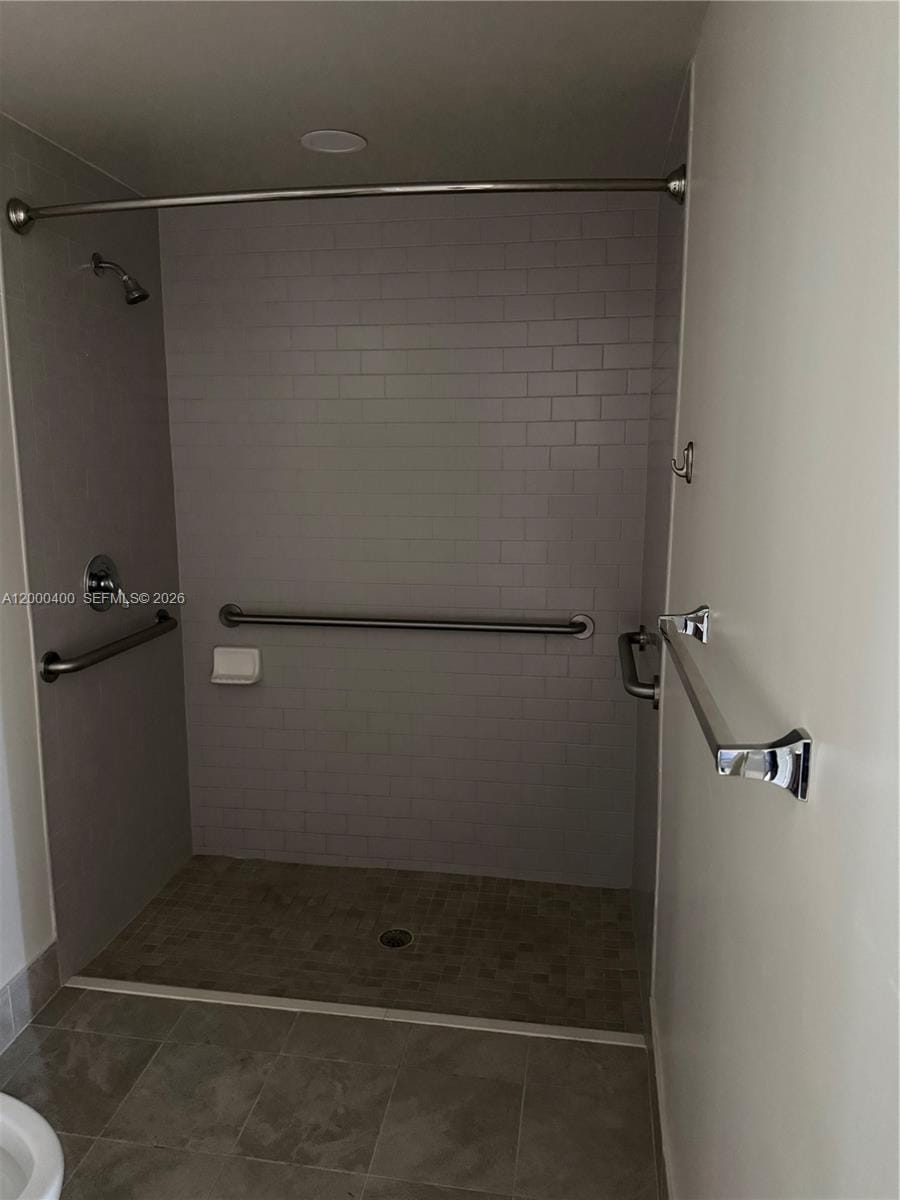 437 SW 4th Avenue 816 — photo 7