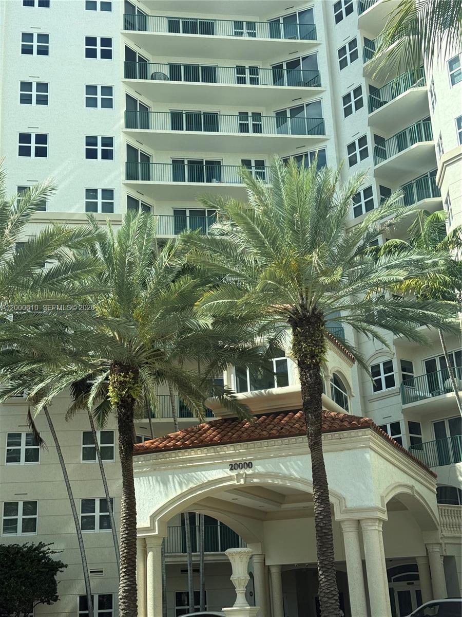20000 E Country Club Drive PH09, Aventura, FL 33180, Aventura